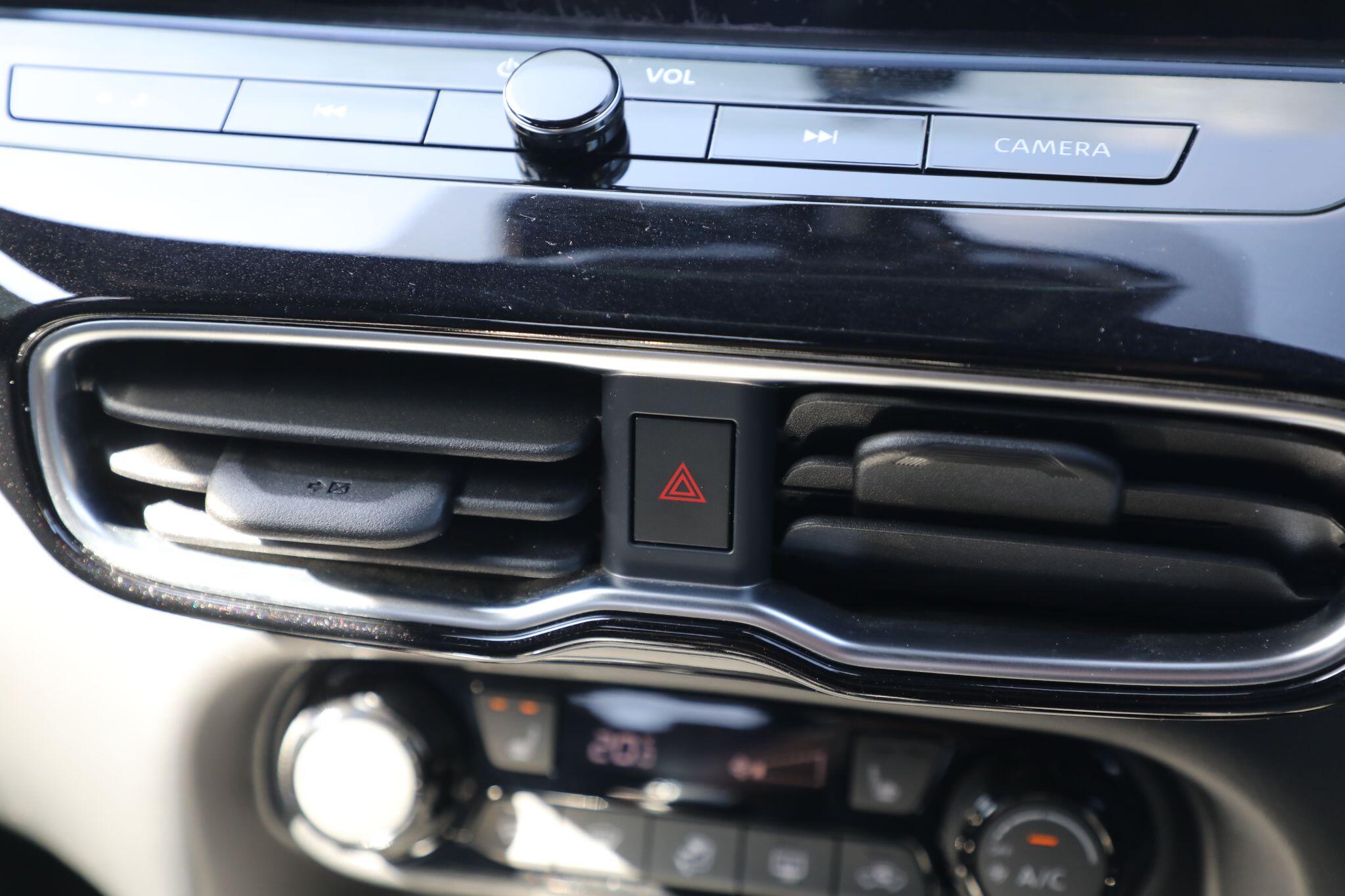 Large vehicle image